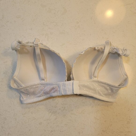Victoria Secret‎ White Lace Embellished Studded Push Up Bra 36D - Picture 3 of 7